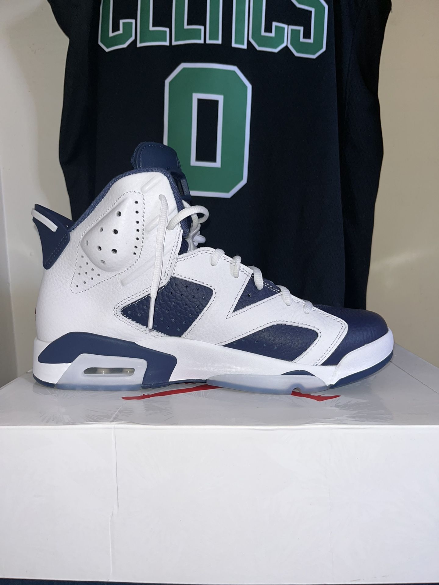 Jordan 6 Retro “Olympic 2024”