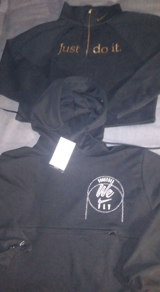 Womens Nike Crop Hoodie Tops Bundle( New) Sz Large