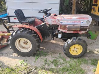 4x4 🚜 Tractor