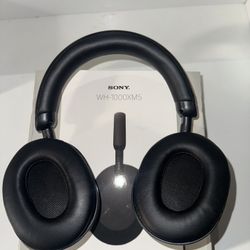 Sony WH-1000XM5