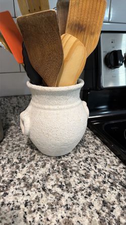 Decorative pot