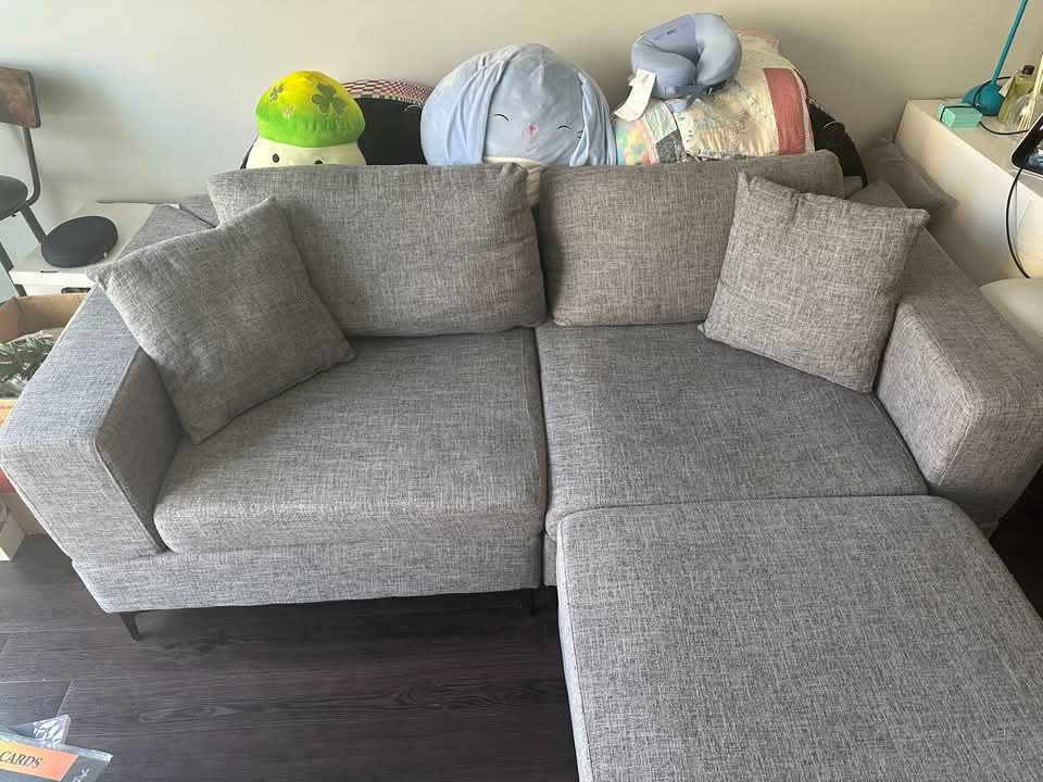 3 - Piece Upholstered Sectional