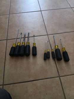 Klein tools screw drivers