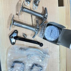JEEP Kaiser Willys 1970 Era Hood Latch Set