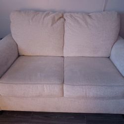 Love Seat 