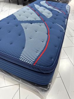 Twin XL Mattress Set 