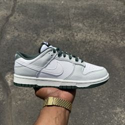Nike Dunk Low Retro SE - Photon Dust Vintage Green