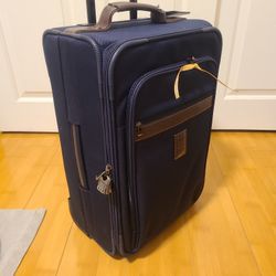 Longchamp Navy Carry-on Laugage 