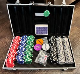 Poker Chip Set - Like New