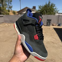 Air Jordan 4