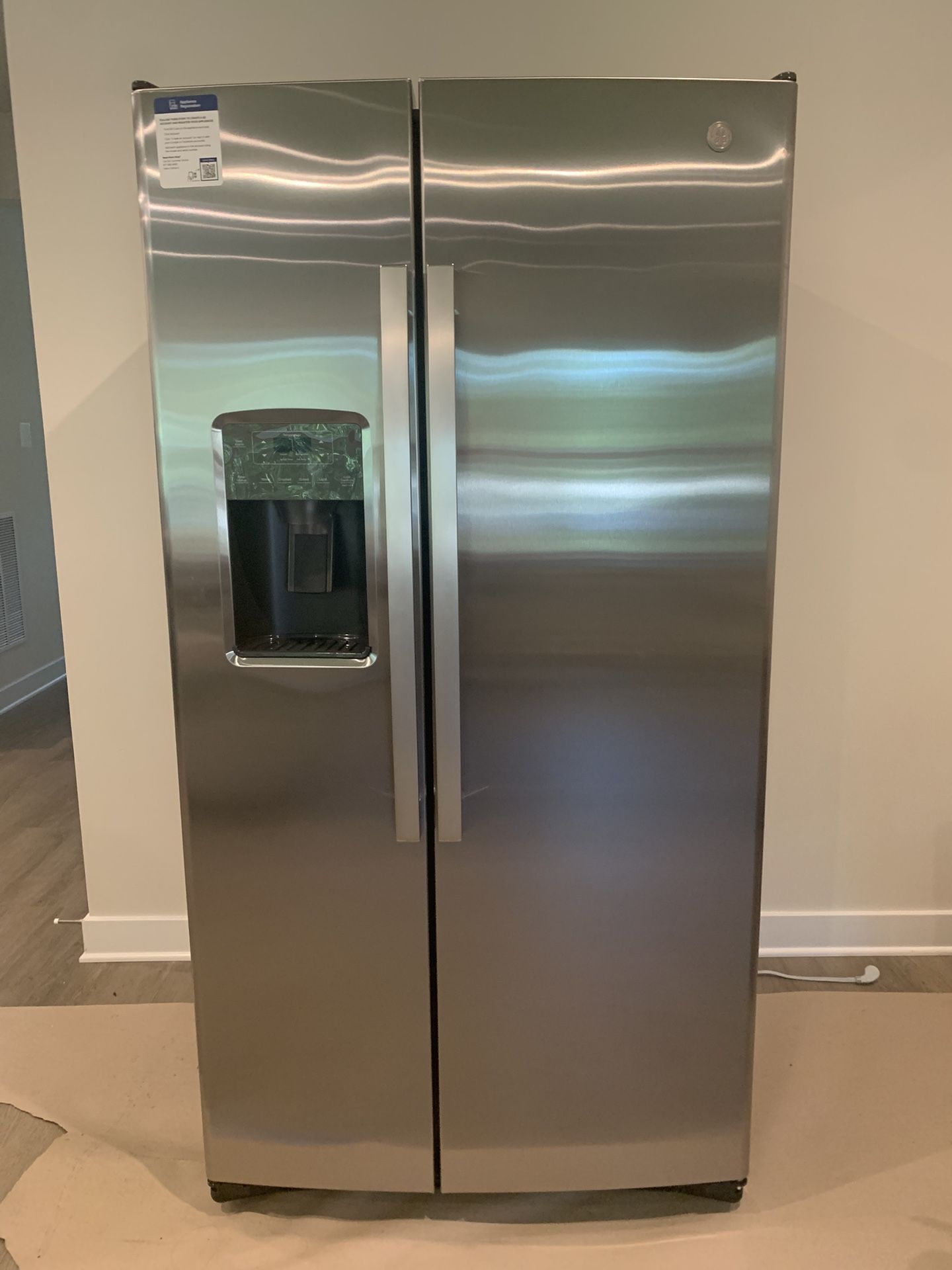 New Stainless Steel Side-by-Side 25.3 cu ft Refrigerator