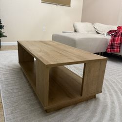 Coffee Table And Side Table 