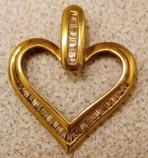 10k YG Diamond Heart pendant 