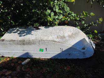 10' Boat, Shell, Has Title