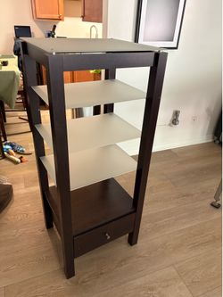 Cabinet with Pull Out Drawer