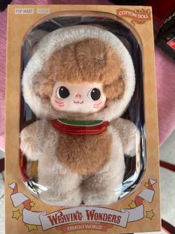 Pop Mart  Weaving Wonders Doll