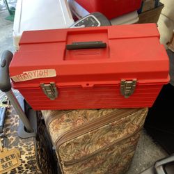Excellent Condition Plastic Heavy Duty Toolbox