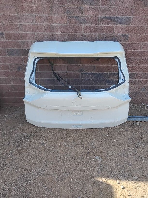 Rear Hatch Nissan Rogue Sv