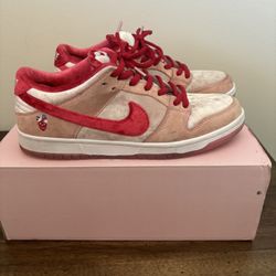 STRANGE LOVE SPECIAL BOX NIKE SB DUNK