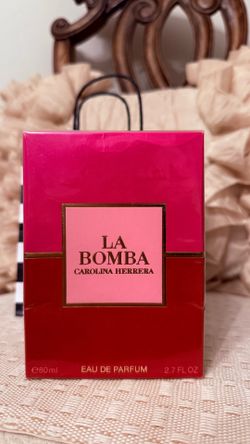 LA BOMBA CAROLINA HERRERA
