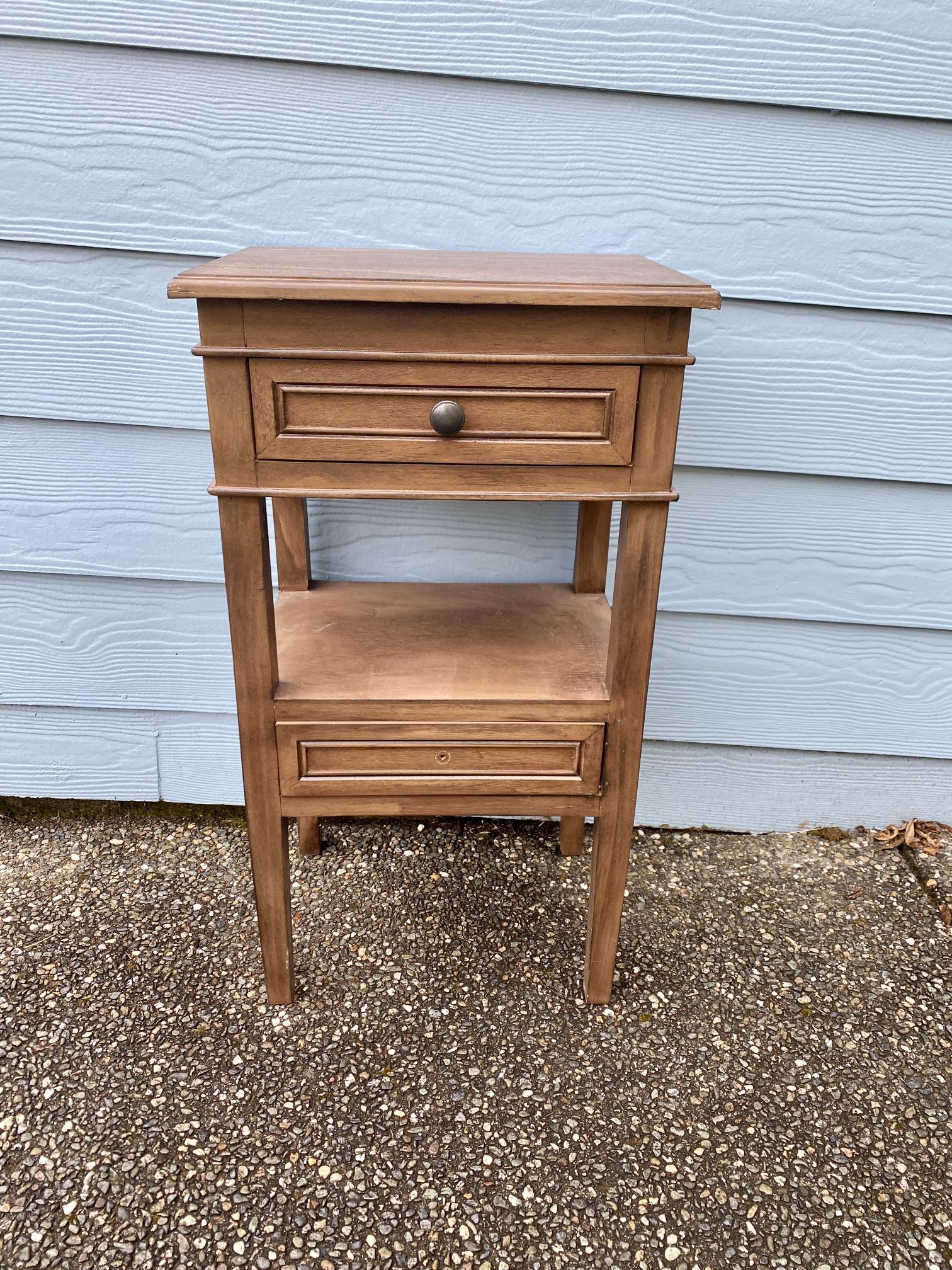 End Table/nightstand