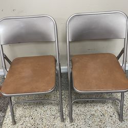 Set of 2 Samsonite Folding Padded Metal Folding Card Table Chairs Vintage Style 873. Good Clean Condition. Strong & Sturdy. Habla Espanol. *Follow Mar