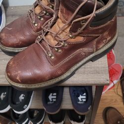 Wolverine raider boot soft toe size 11EW