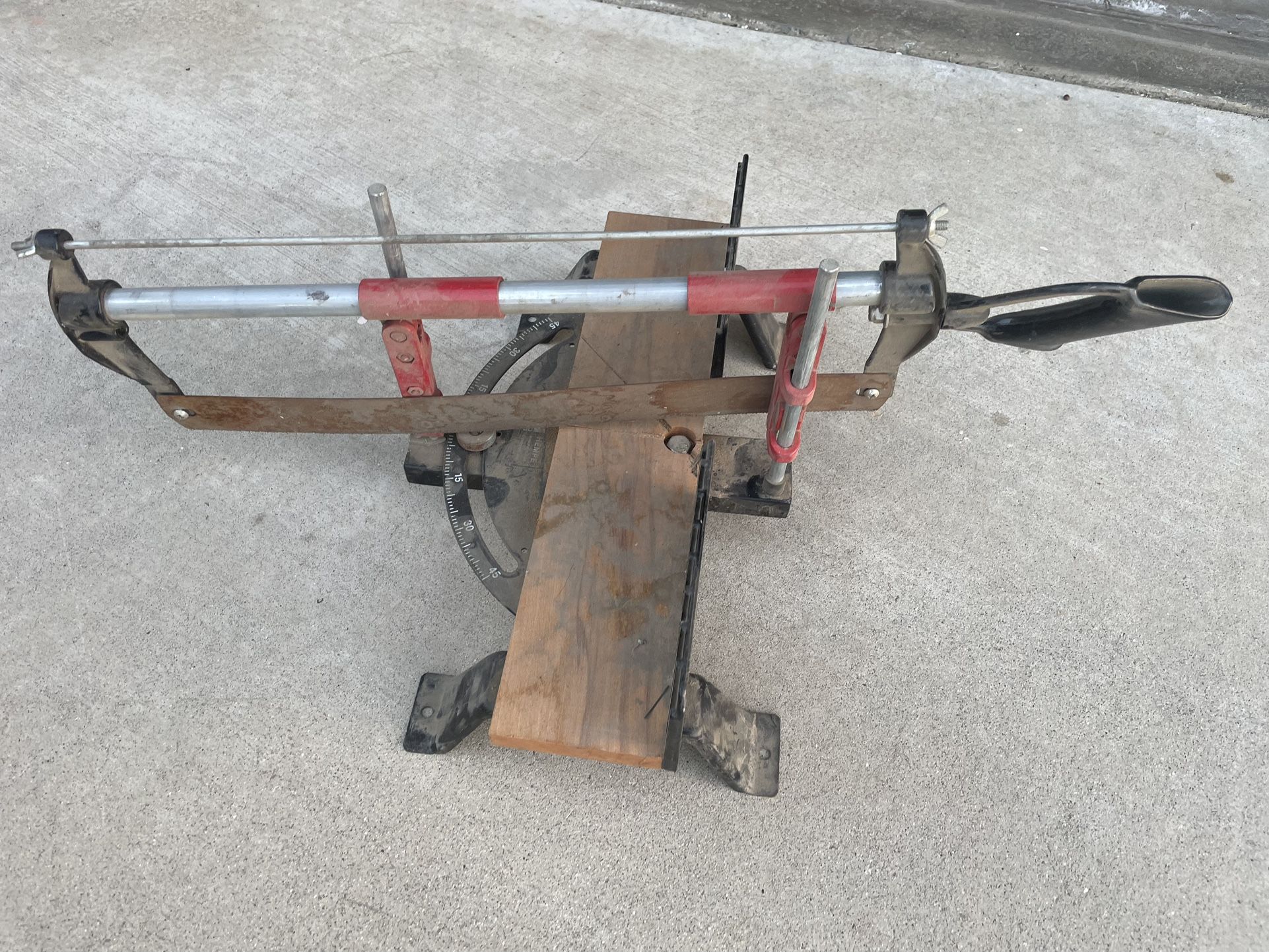 Mitre Saw