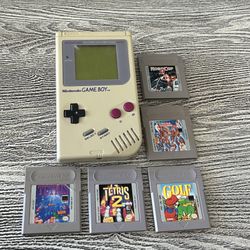 Original Game Boy DMG-01 with 5 games. $65