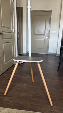 Tripod Easel TV Monitor Stand