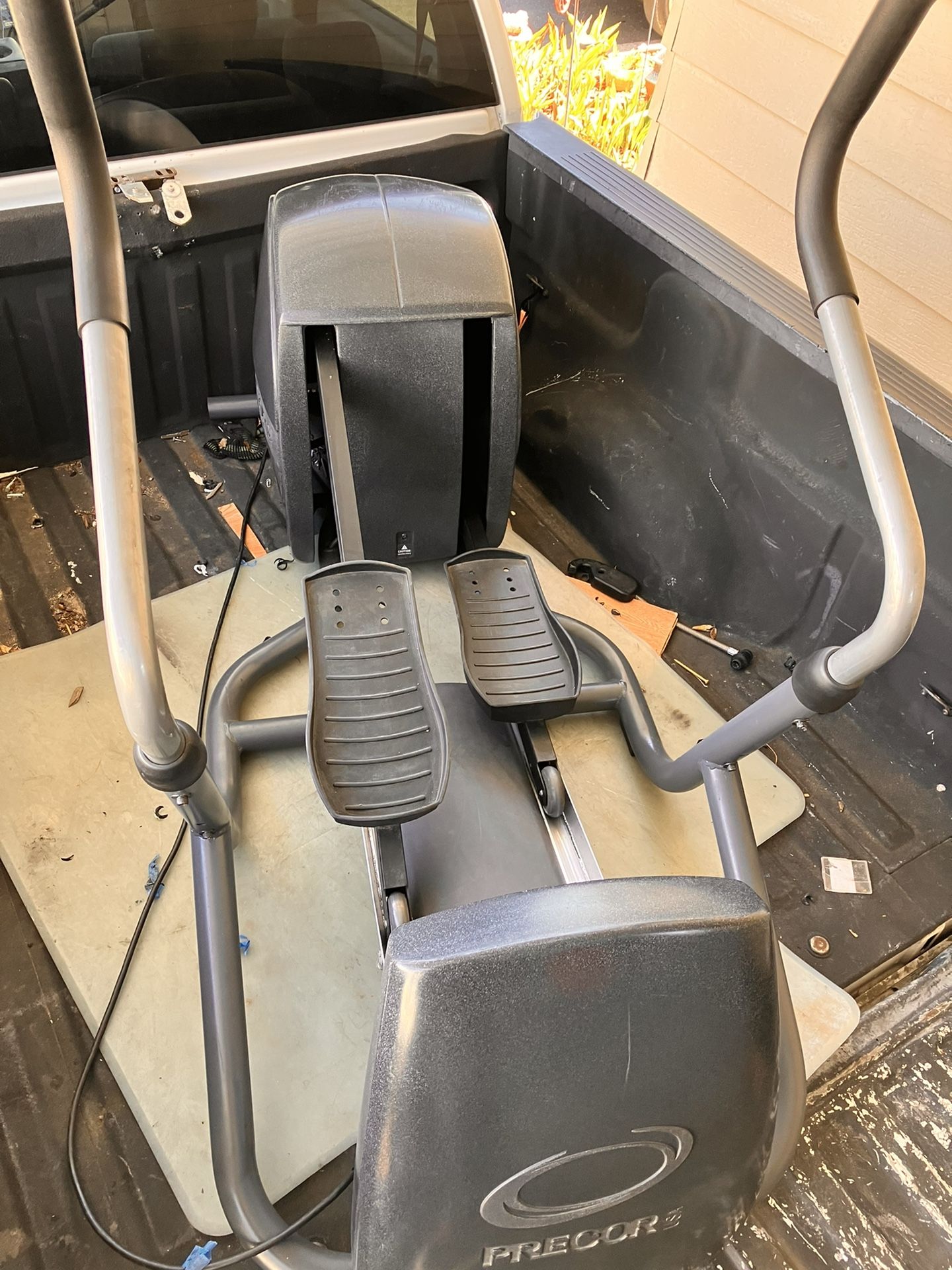 Precor Eliptical 521si 