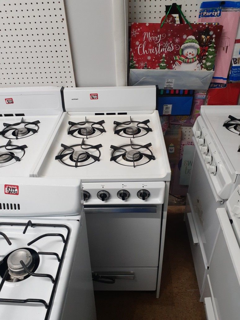 Used Excellent Condition Hotpoint Or Brown Or Magic Chef Gas Stove 20inches Starting At $225 & Up  