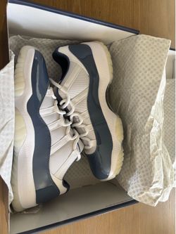 Jordan 11 Low “diffused blue”