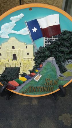 San Antonio, TX decorative plate.