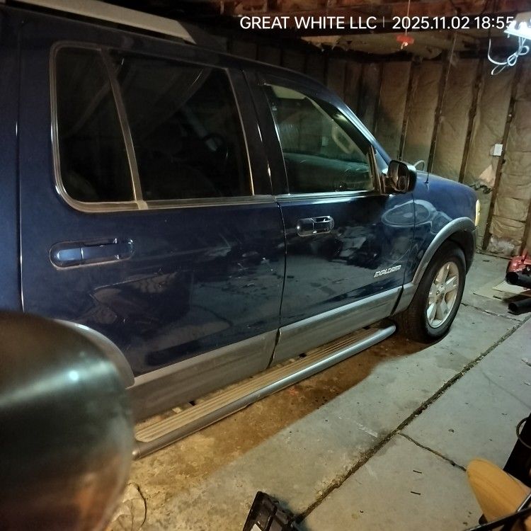 2005 Ford Explorer