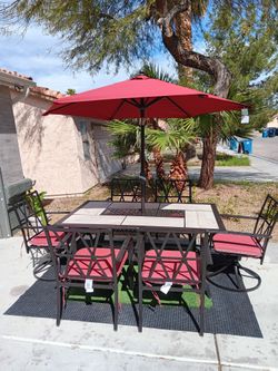 Patio Set Table And 6 chairs with New Cushions and  New Umbrella