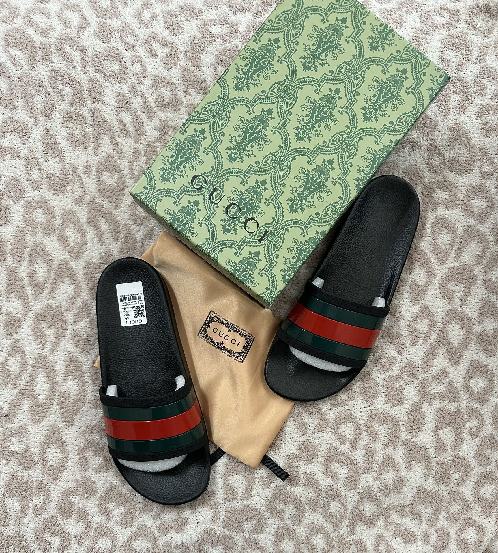 Gucci Men’s Slides $100 **READ DESCRIPTION**