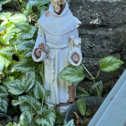 Saint Francis Of Assisi Statue