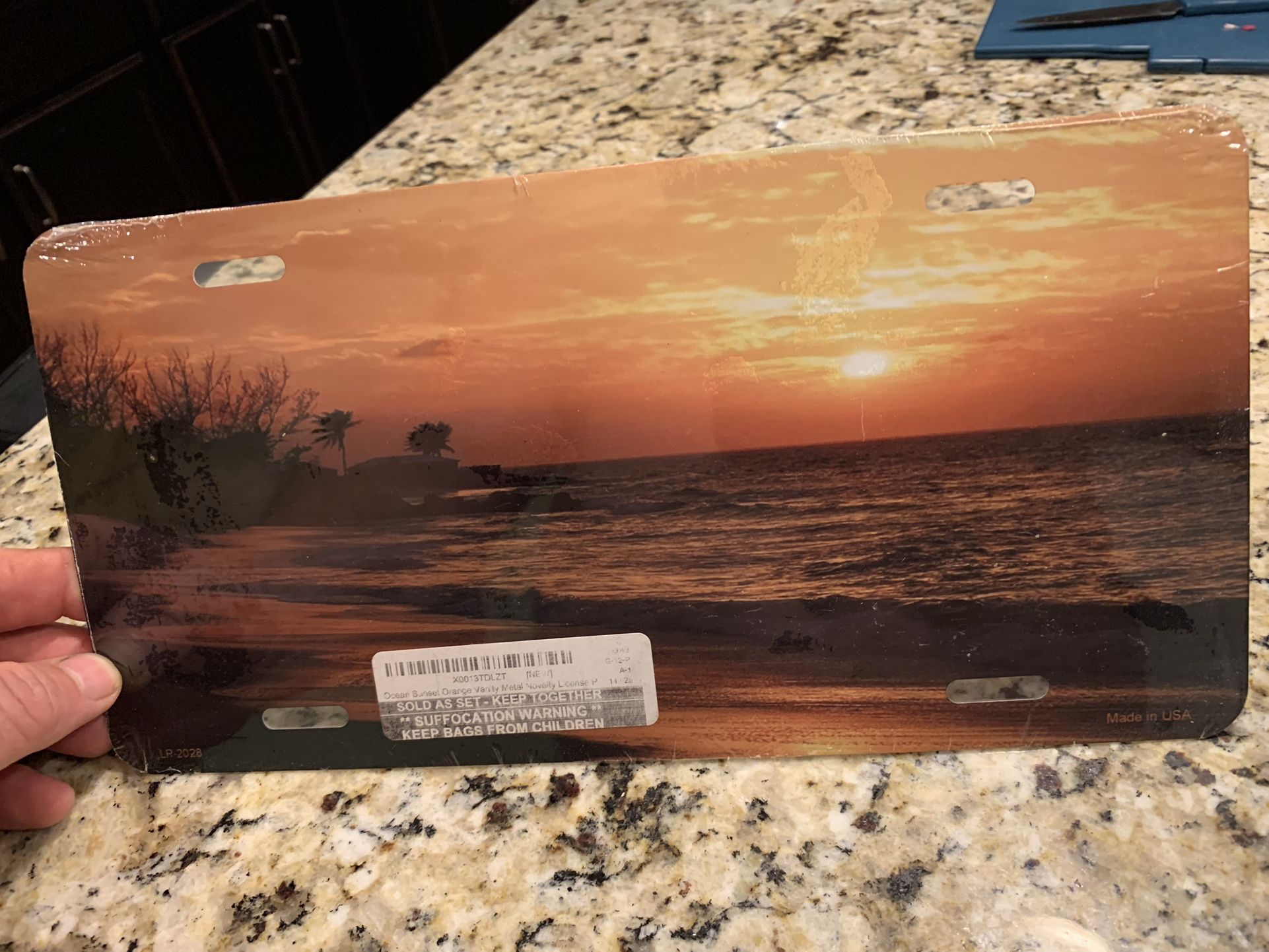 Metal Beach Sunset Car/truck License Plate Fits Most Vehicles, New In sealed Packaging