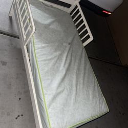 Toddle Bed With Mattress 