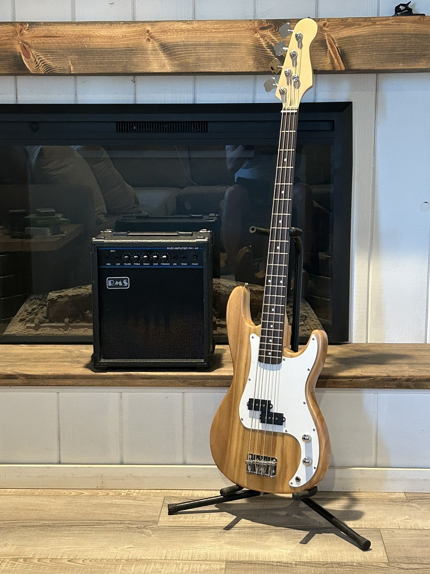 Bass And Amplifier