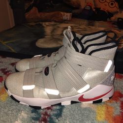 Nike LeBron Soldier 11 (13M)