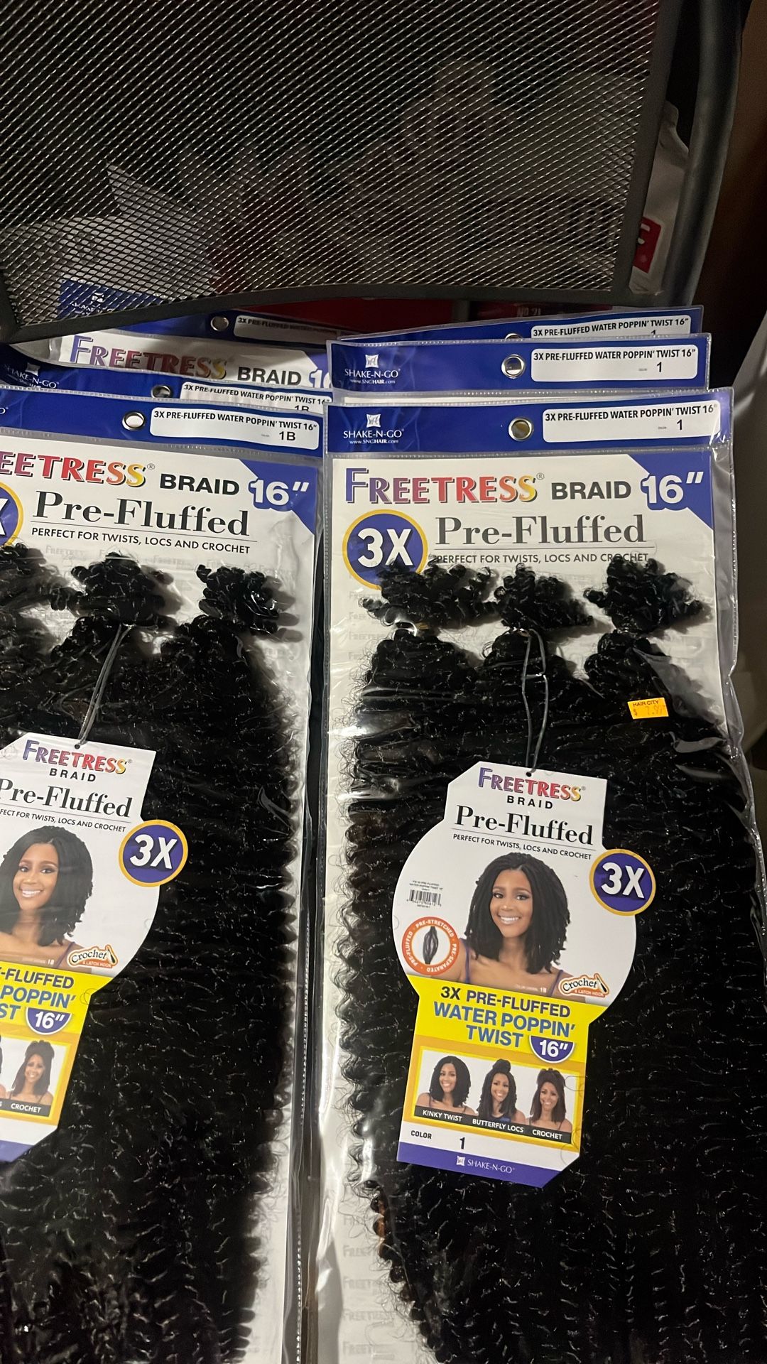 6 Pack Of 3x Pre-Fluffed Water Poppin Twist 16 In