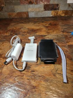 Old School Belkin Rare Tune-Power Recharging Pack For  Mini Generation Model : l-8E490 / N-10117 • Charges Via Fire Wire • Sold As Is