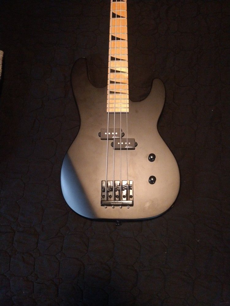 Jackson JS1M Concert Bass