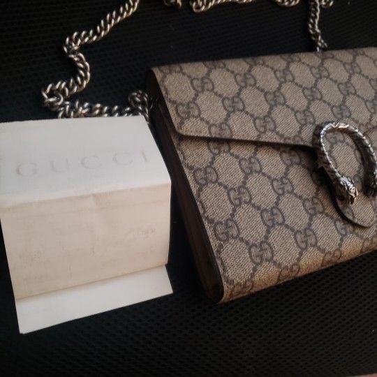 Gucci dionysus shoulder bag