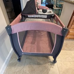 Baby crib and bassinet