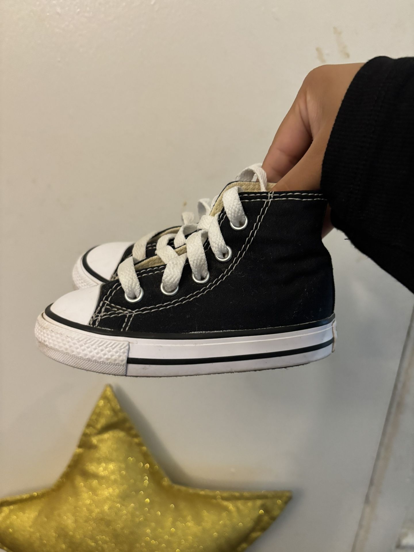 toddler converse