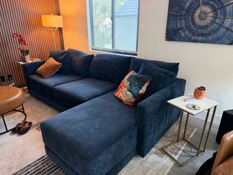 Crate & Barrel Custom Midnight Blue Sectional Sofa with Chaise – Extra Plush