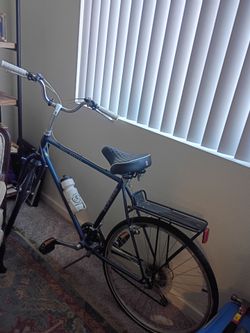 Vintage bicycle-Mesa runner modified with many new parts